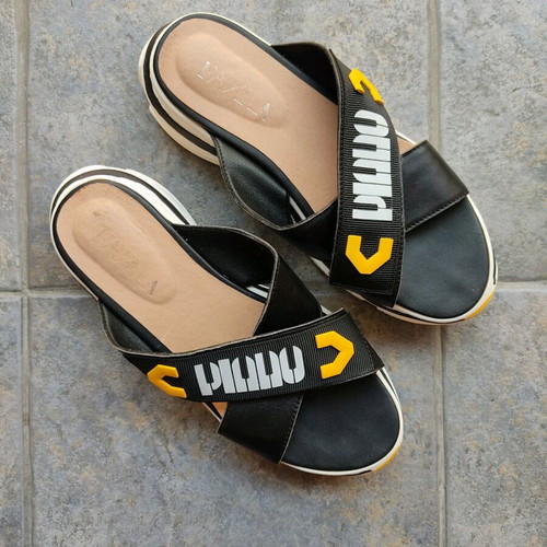 Favela slippers like new, size 41, platform sandals