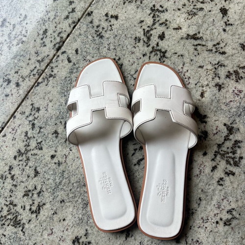 Hermes sandals like new, white, size 39