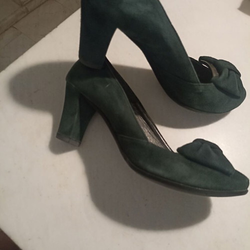 Cristina Lucchi leather castor cypress pumps no36 like new