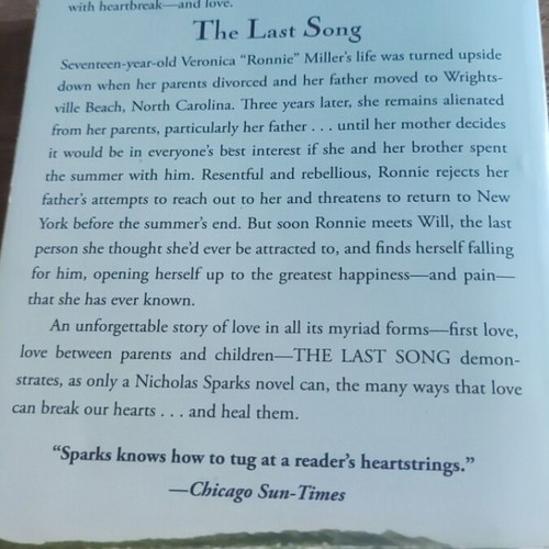 The Last Song by Nicholas Sparks used book in English