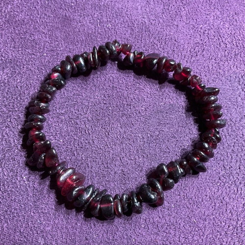 Garnet elastic bracelet with authentic precious stone