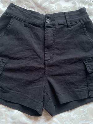 Shorts with side pockets like new, size S 36 8, black
