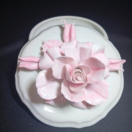 Nuova Capodimonte porcelain jewelry box with pink rose
