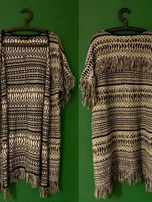 Ζακέτα Minkpink μεταχειρισμένη με κρόσια, μέγεθος S/M, ασπρόμαυρη