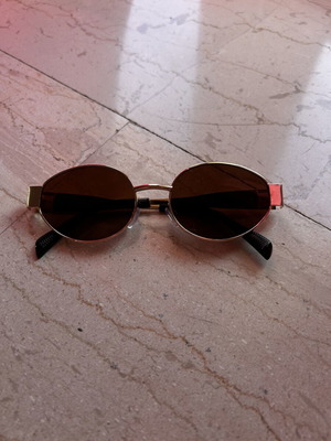 Round metal sunglasses gold, like new