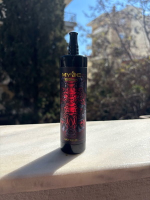 Vape καινούργιο 80 χιλιάδες τζούρες με Led οθόνη, γεύσεις Lady Killer και Cherry Cola