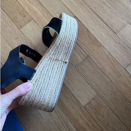 Tommy Hilfiger black flatform sandals, size 38