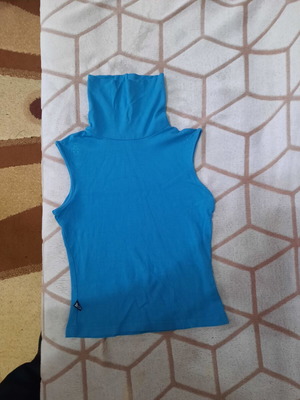 Girls' turtleneck blouse like new, blue, ages 6-8