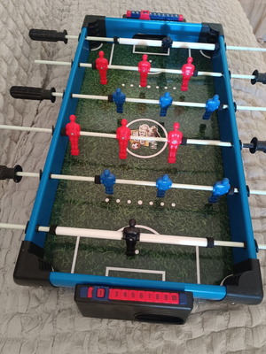 Foosball table like new, 65 × 56 cm