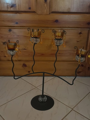 Vintage metal candlestick like new with glass prisms