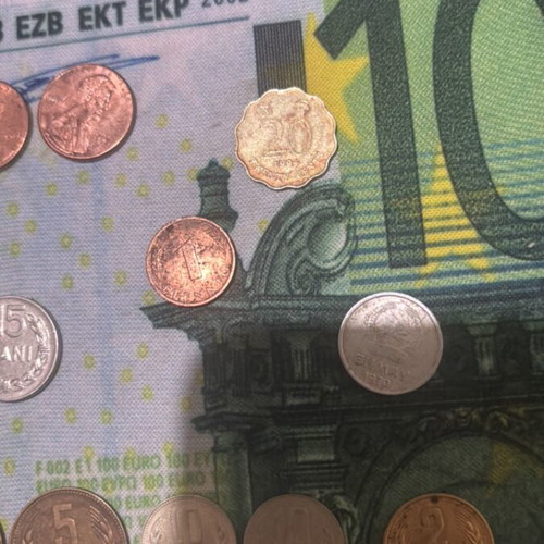 Coin set used from different countries