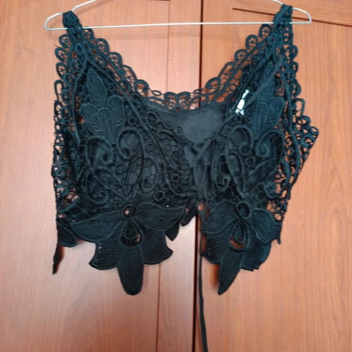 Crop top black like new, one size