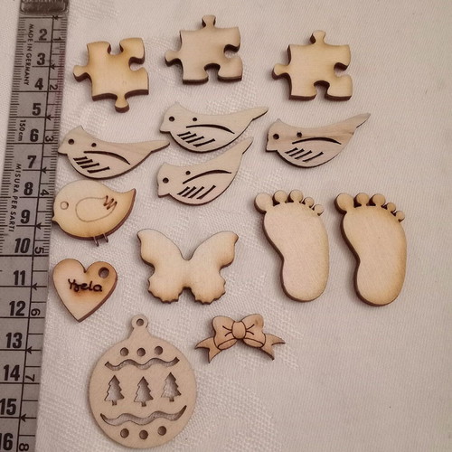 Wooden elements new, pack of 14 pieces