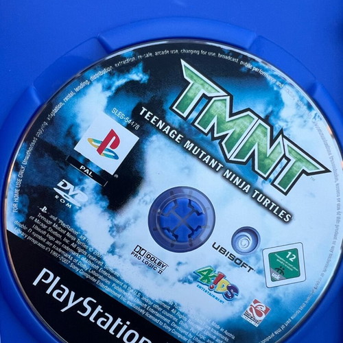 PlayStation 2 game TMNT like new