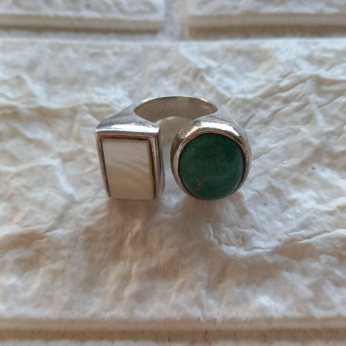Silver 925 double ring with turquoise and mother-of-pearl, like new