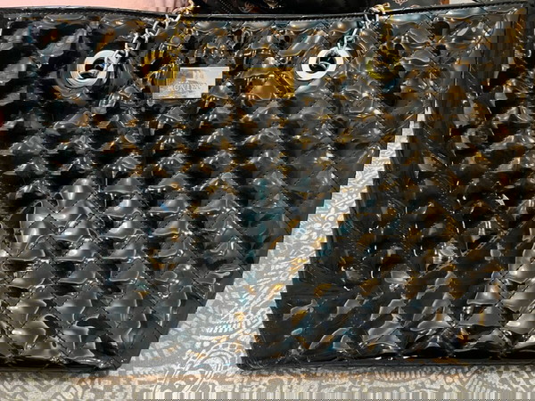 Μαύρη gloss τσάντα μεγάλη HUNTER