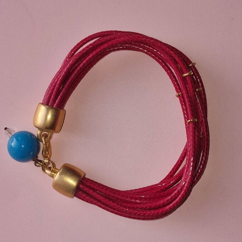 Bracelet like new red with blue bead on clasp