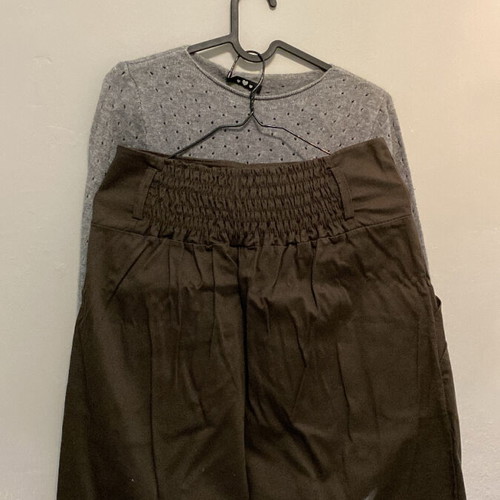 Skirt and blouse set like new, gray and brown, Small