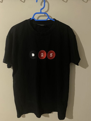Dsquared2 T-shirt like new, size S, black