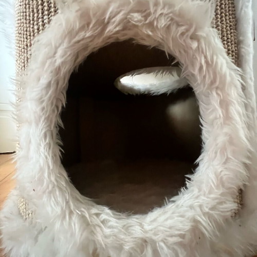 Trixie Cat Tower 100x40cm Like New