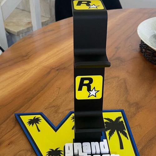 Grand Theft Auto PS5 and Xbox Controller and Headphone Stand like new