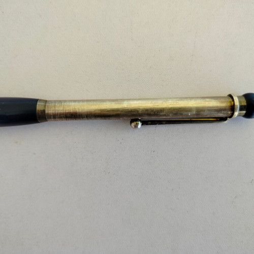 Guggenheim Museum promotional pen used, does not write