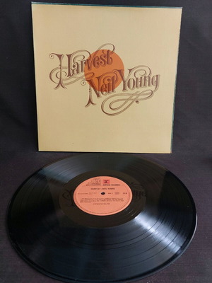 Neil Young Harvest βινύλιο μεταχειρισμένο, rock