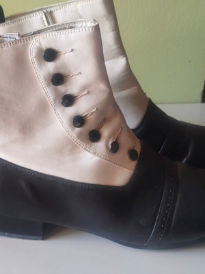 Men's boots size 44.5, black and white, with zipper and buttons