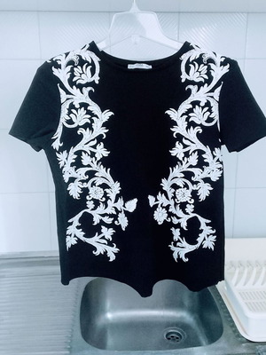 Top with design, new, size S, black and white