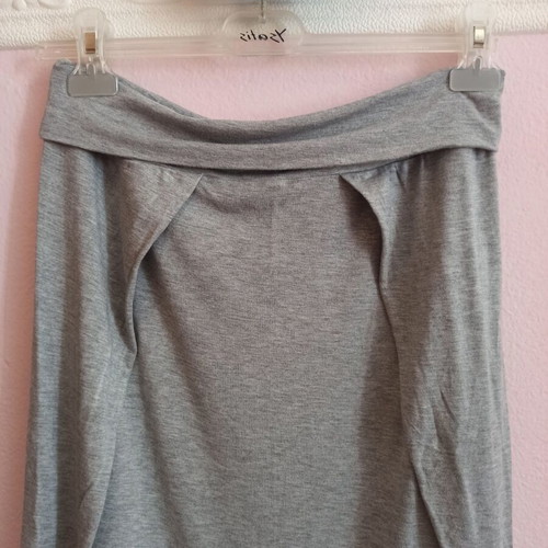 Benetton women's gray salvari skirt like new, size S/M
