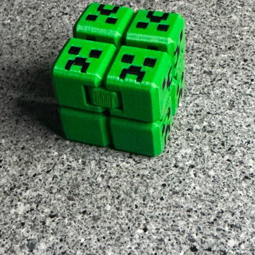 Fidget cube with Creeper face from Minecraft new