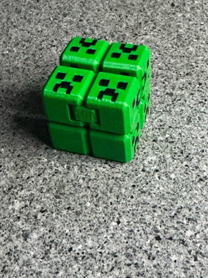 Fidget cube with Creeper face from Minecraft new