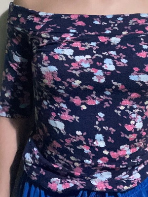 Floral blouse like new