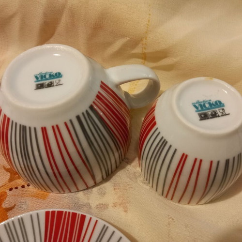Coffee cup set small and large like new, 12 pieces
