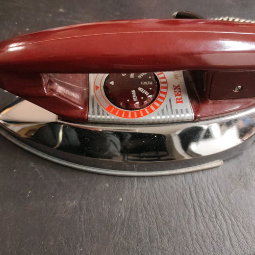 Rex iron used, red color, very lightweight