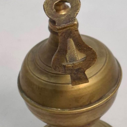Bronze oil lamp vintage, like new, height 16 cm