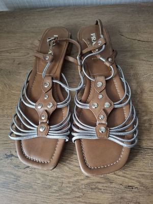 Prada women's sandals size 40 like new, genuine leather