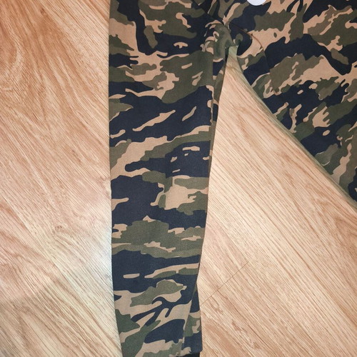 Ellesse Maroo Camo Longline Hoodie like new, unisex medium fit