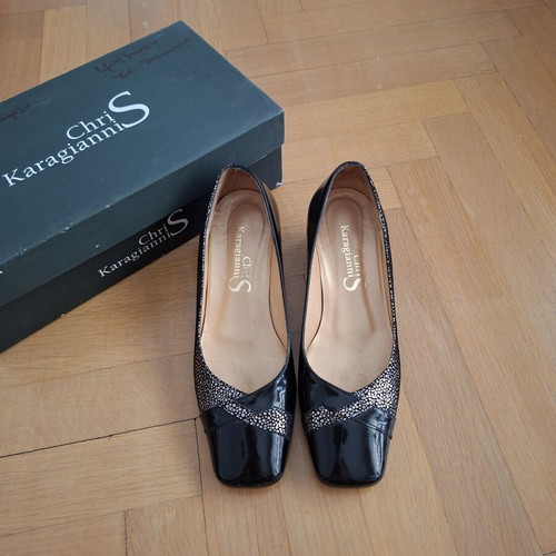 Chris Karagiannis leather pumps size 35, black with silver stardust effect
