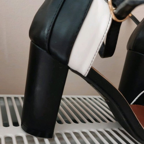 Black and white sandals like new, size 38, 8.5 cm heel