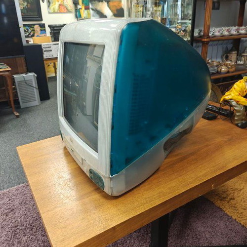 Apple iMac G3 used, 15-inch CRT display, 233 MHz PowerPC G3