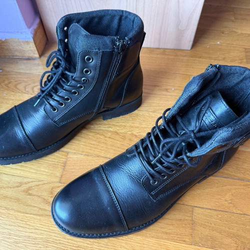 Jack & Jones black boots size 42 like new