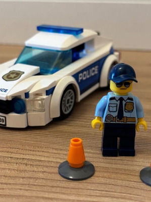 Lego City 60239 Police Patrol Car used set