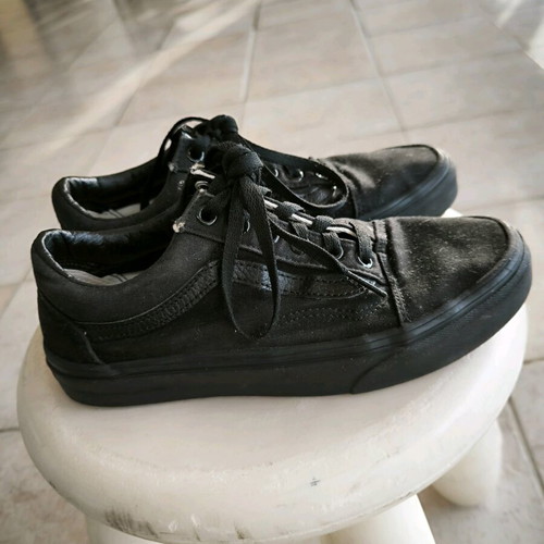 Vans Old Skool sneakers size 37 like new, black