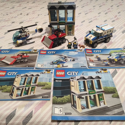 Lego City 60140 used, with instructions without box