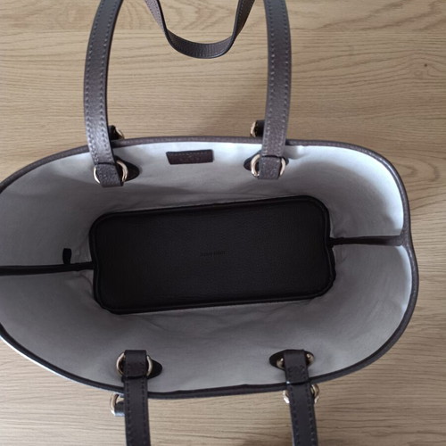 Gucci Ophidia Medium Tote Bag, beige GG Supreme canvas