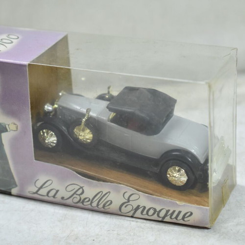 La Belle Epoque 1900 collectible diecast car model like new with box
