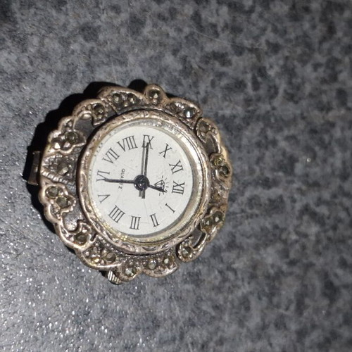 Strada C26 Quartz watch used, vintage style with strass