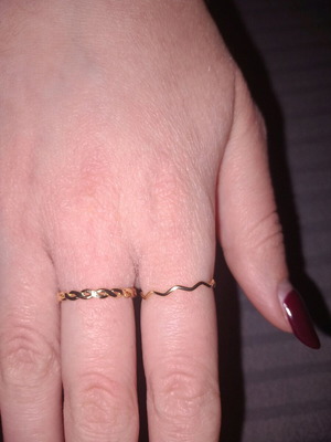 Thin rings new, gold color pack