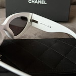 Chanel sunglasses new, black and white